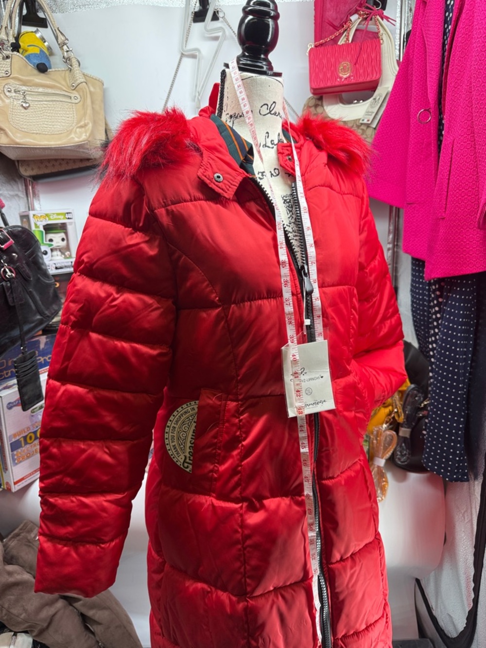Red Puffer Coat with removable Faux Fur Trim - Women Top/bottom zip with pocket - Picture 17 of 17